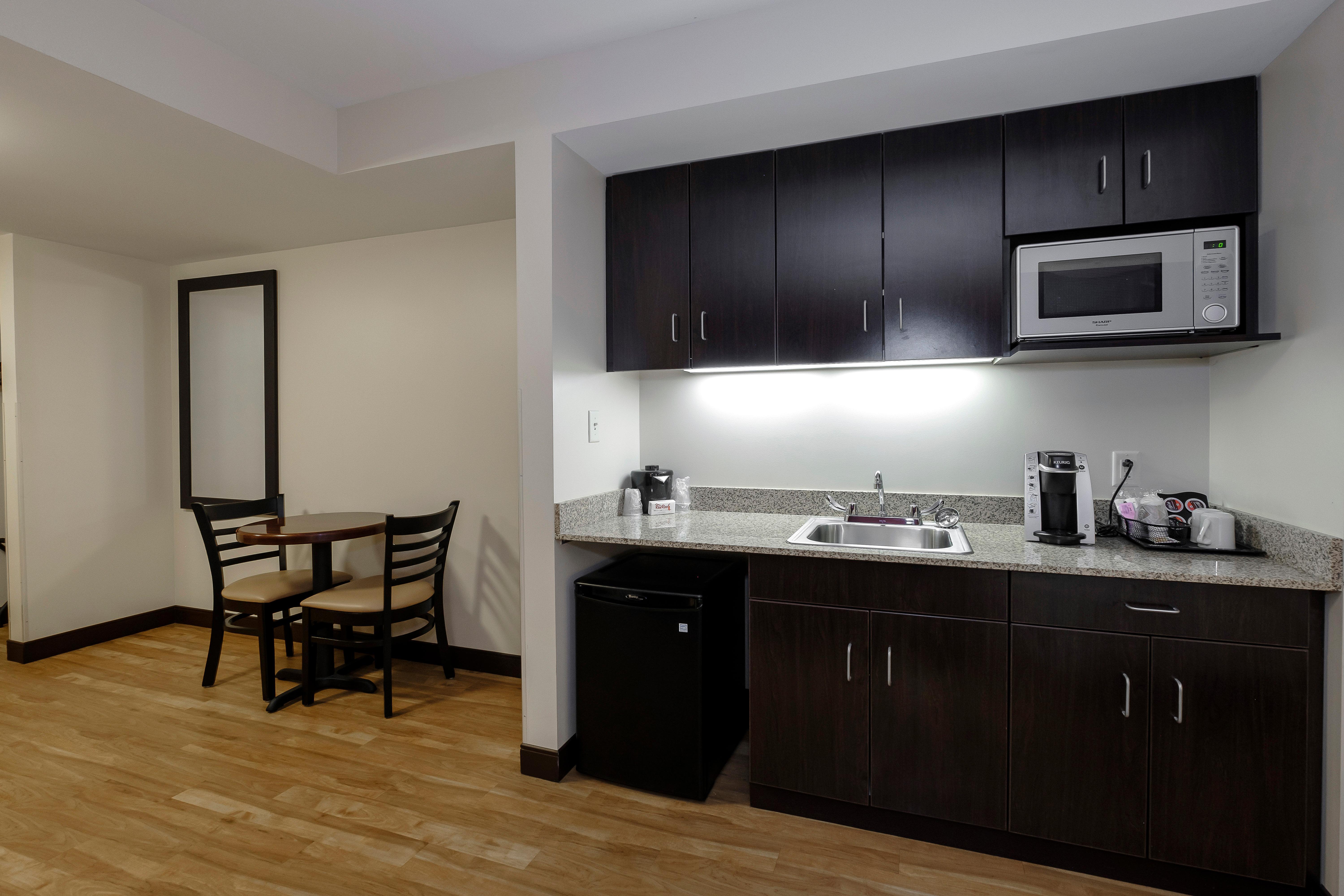 Red Roof Inn Plus+ & Suites Malone Exterior photo