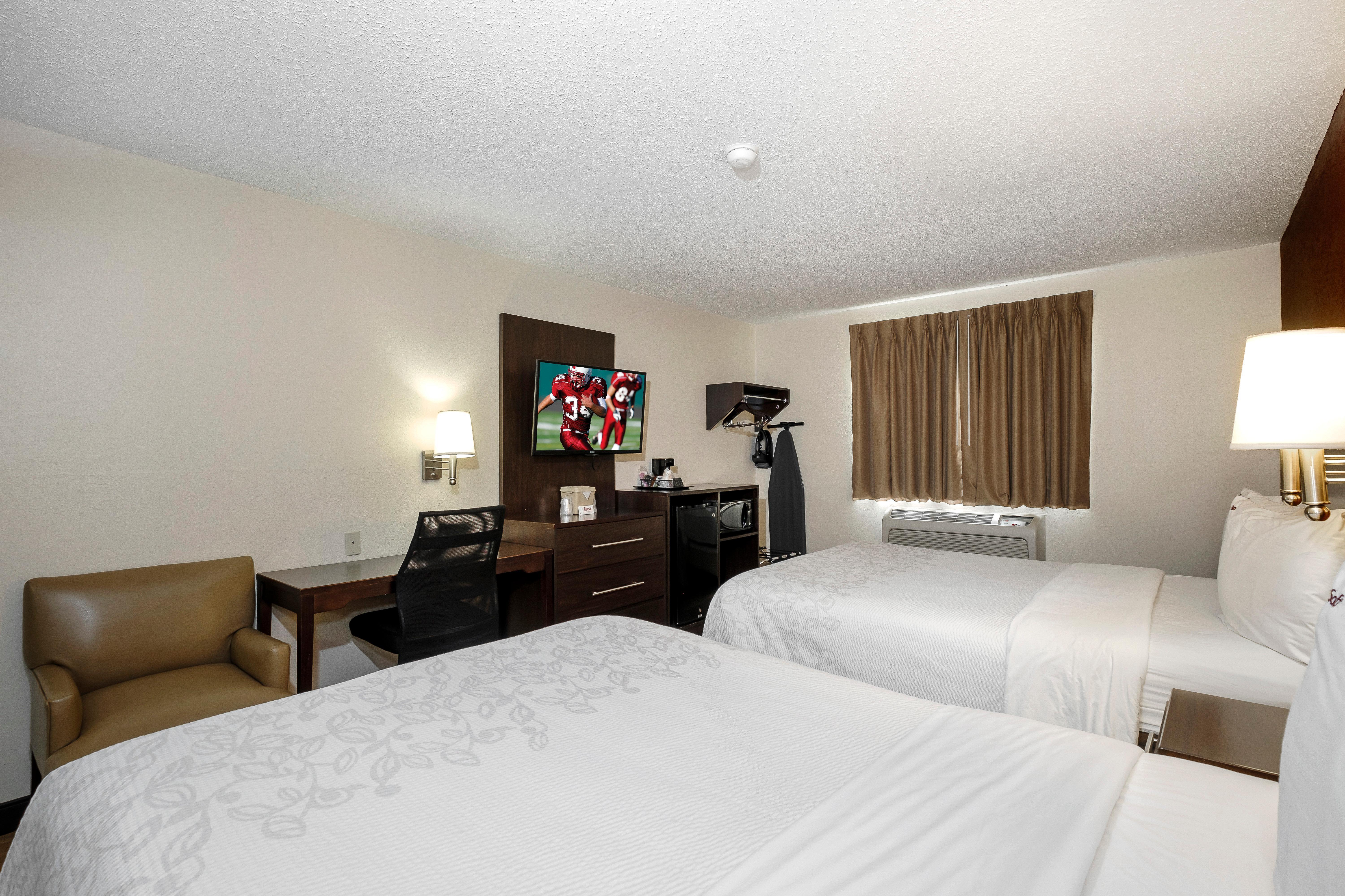 Red Roof Inn Plus+ & Suites Malone Exterior photo